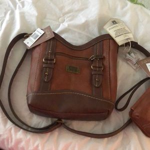 B.O.C purse and cell phone holder